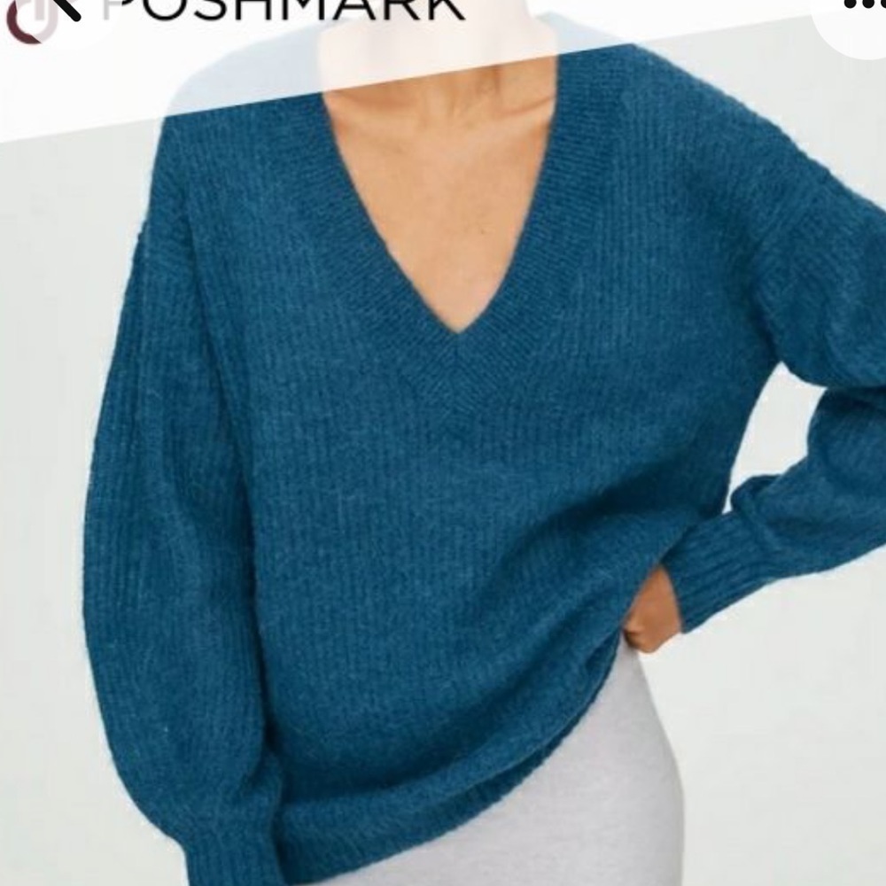 THE Group by Babaton Klein Alpaca Sweater small blue